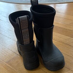 UGG Kids Black Waterproof Pull-On Winter Boots